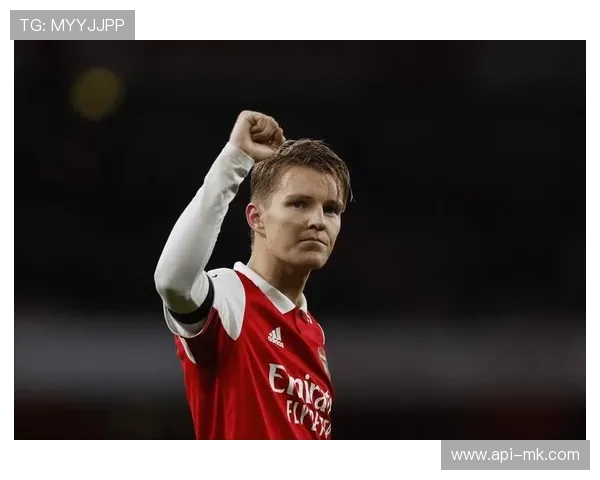 厄德高赛季首球破荒，阿森纳队长率队夺回榜首